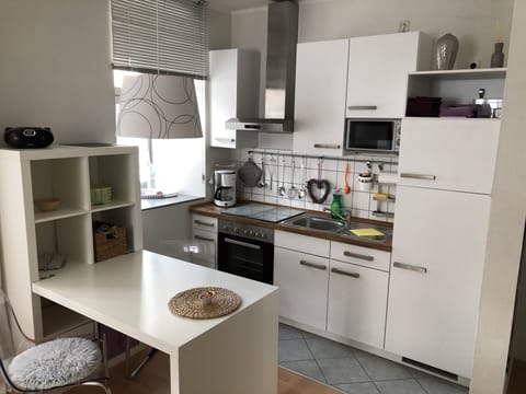 Comfort Apartment | Private kitchenette | Full-size fridge, oven, stovetop, coffee/tea maker