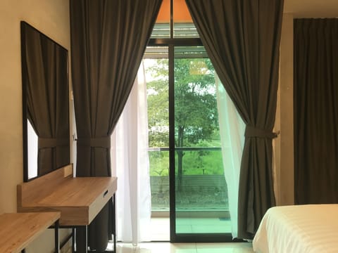 Deluxe King Room | View from room