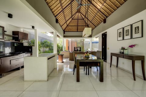 Royal Villa, 1 Bedroom | Private kitchen | Full-size fridge, microwave, stovetop, dishwasher