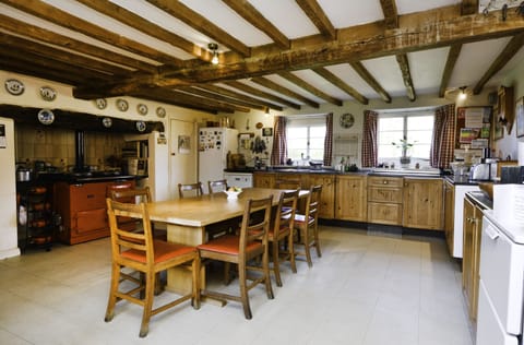 Family House, Shared Bathroom | Shared kitchen