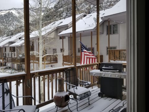 Grand Condo | Balcony