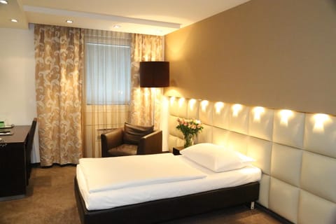 Premium bedding, minibar, in-room safe, individually decorated