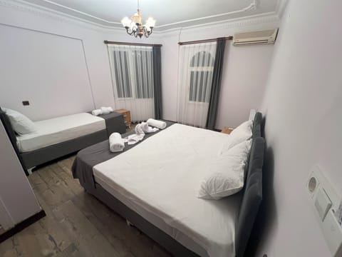 Premium bedding, iron/ironing board, free WiFi, bed sheets