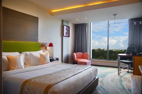 Club Room | Premium bedding, minibar, in-room safe, individually decorated