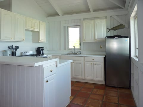 Royal Cottage, 2 Bedrooms | Private kitchen