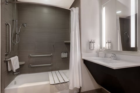 Suite, 1 Bedroom, Accessible (Mobility, Accessible Tub) | Bathroom | Hair dryer, towels