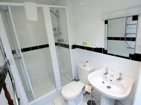 Twin Room, Ensuite (Room 3 ) | Bathroom