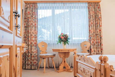 Superior Double Room | Hypo-allergenic bedding, pillowtop beds, in-room safe