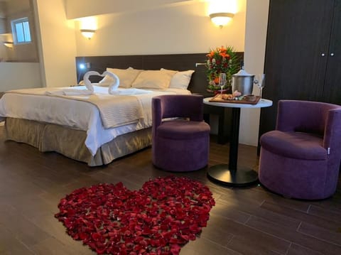 Suite | Iron/ironing board, free WiFi