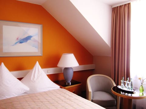 Double Room | Premium bedding, Select Comfort beds, individually furnished, desk