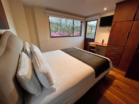 Double Room | In-room safe, individually decorated, desk, iron/ironing board