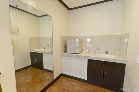 Premier Room | Private kitchenette