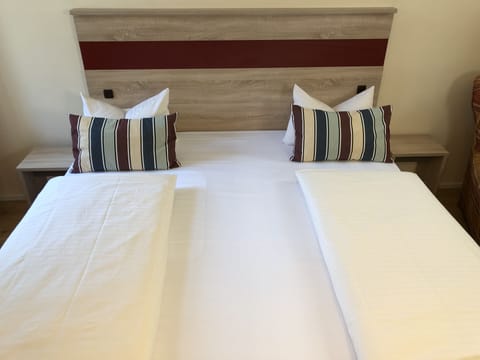 Double Room | Desk, blackout drapes, soundproofing, iron/ironing board