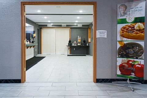 Free continental breakfast