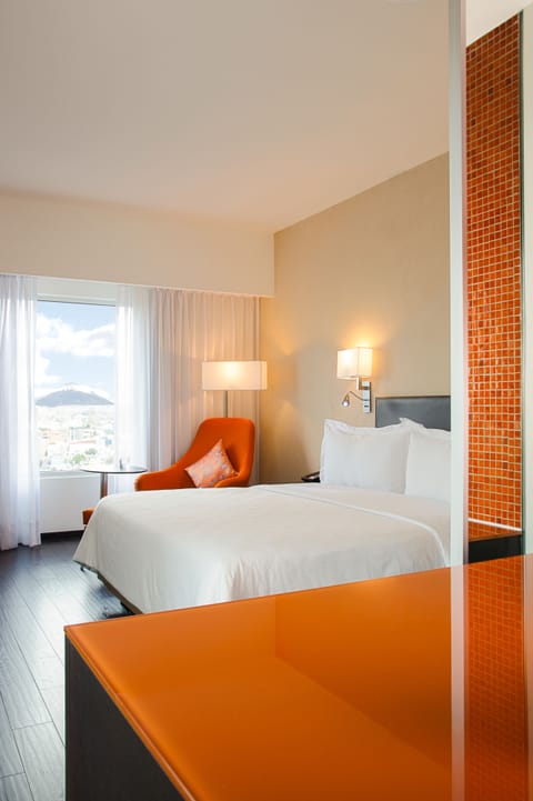 Superior Room, 1 King Bed | In-room safe, desk, iron/ironing board, free cribs/infant beds