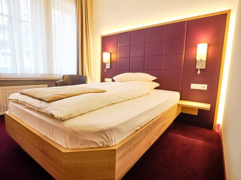 Business Single Room | Premium bedding, minibar, desk, soundproofing