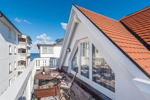 Double Room, Partial Sea View | Balcony