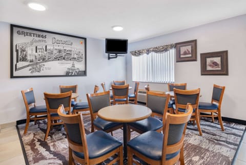 Free daily on-the-go breakfast