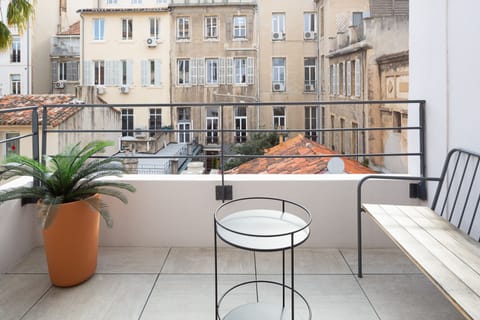 Studio DOUILLET 1/2 pers avec terrasse | Terrace/patio