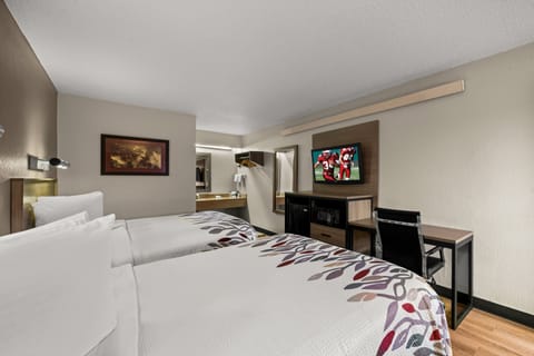 Deluxe Room, 2 Double Beds, Non Smoking | Soundproofing, free cribs/infant beds, free WiFi, bed sheets