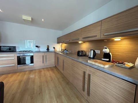 One Bedroom with sofabed | Private kitchen | Fridge, microwave, oven, stovetop