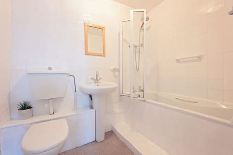 Double Room, Ensuite ((Room 1)) | Bathroom