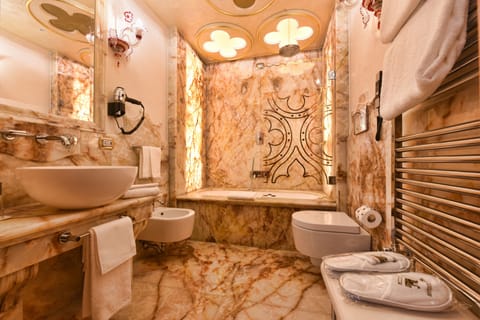 Superior Double or Twin Room (Golden Leaf ) | Bathroom | Combined shower/tub, eco-friendly toiletries, hair dryer, bathrobes