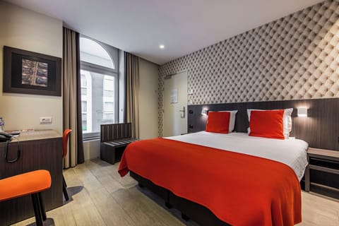 Double Room | Individually furnished, desk, laptop workspace, blackout drapes