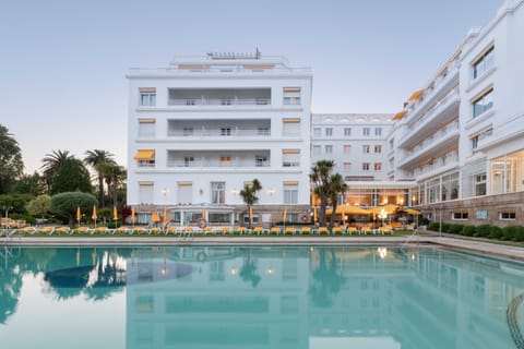 Indoor pool, outdoor pool, sun loungers