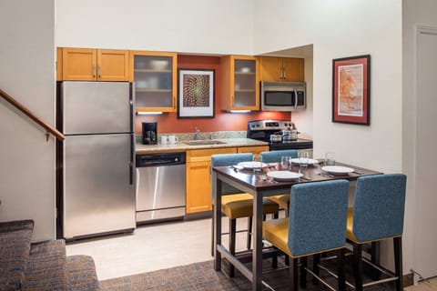 Penthouse, 2 Bedrooms, Fireplace | Private kitchen | Full-size fridge, microwave, stovetop, dishwasher