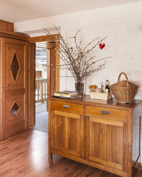 Family Apartment, 2 Bedrooms (4 People) | In-room safe, desk, blackout drapes, bed sheets