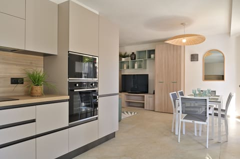 Apartment, 3 Bedrooms | Private kitchen | Fridge, espresso maker, coffee/tea maker, electric kettle