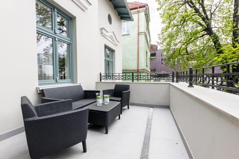 Apartment | Terrace/patio