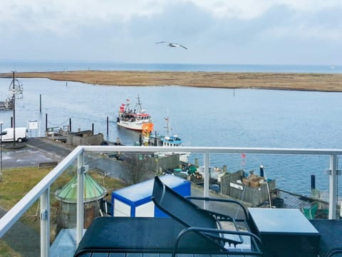 Apartment | Water view