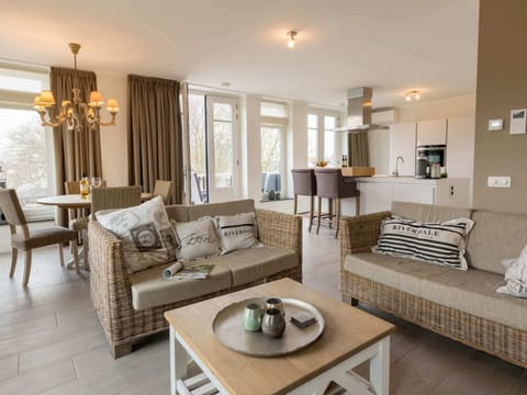 Apartment | Living room