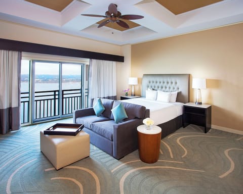 Junior Suite, Lake View | Premium bedding, pillowtop beds, in-room safe, desk