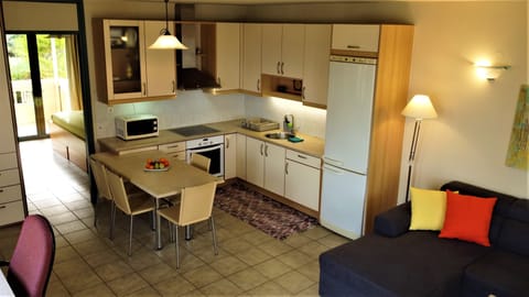 Apartment, 1 Bedroom (4 persons), Sea view | Living area | 32-inch flat-screen TV with satellite channels, TV