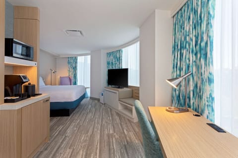 Premium Room, 1 King Bed | Individually furnished, desk, laptop workspace, blackout drapes