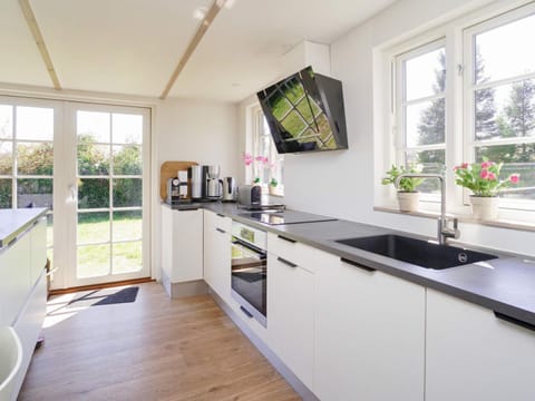 House | Private kitchen | Highchair