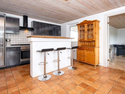 House | Private kitchen | Highchair