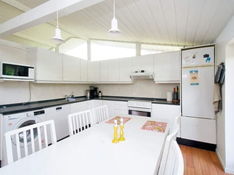 House | Private kitchen | Highchair