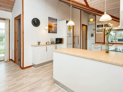 House | Private kitchen | Highchair