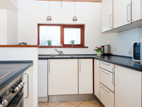 House | Private kitchen | Highchair