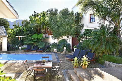 Apartment, 1 Bedroom, Smoking, Patio | Pool | Outdoor pool