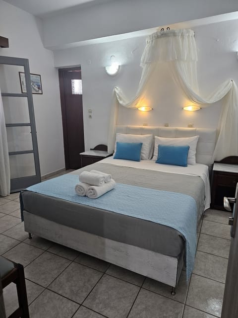 Standard Room | 1 bedroom, rollaway beds, free WiFi, bed sheets