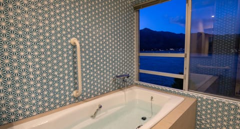 View bath Corner Room with Tatami and Lake View, Non Smoking | Bathroom | Free toiletries, hair dryer, slippers, electronic bidet