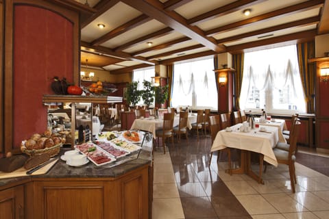 Daily buffet breakfast (EUR 10 per person)