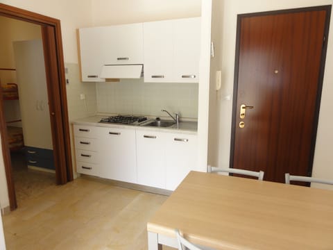 Apartment, 1 Bedroom (A50636) | Private kitchenette | Full-size fridge, stovetop, cookware/dishes/utensils