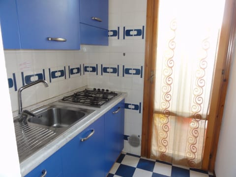 Apartment, 2 Bedrooms (C20223) | Private kitchenette | Full-size fridge, stovetop, cookware/dishes/utensils