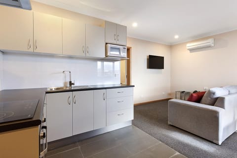 Apartment | Private kitchen | Fridge, coffee/tea maker, electric kettle